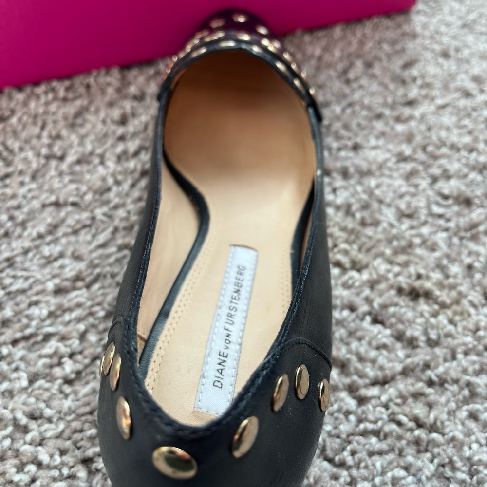 EUC Diane Von Furstenberg Candence Flat size 8 in Black - Picture 4 of 9